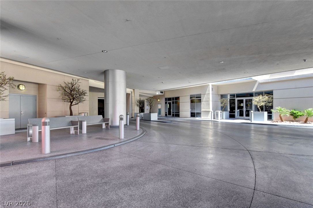 Photo 54 of 78, 200 W Sahara Avenue #1703