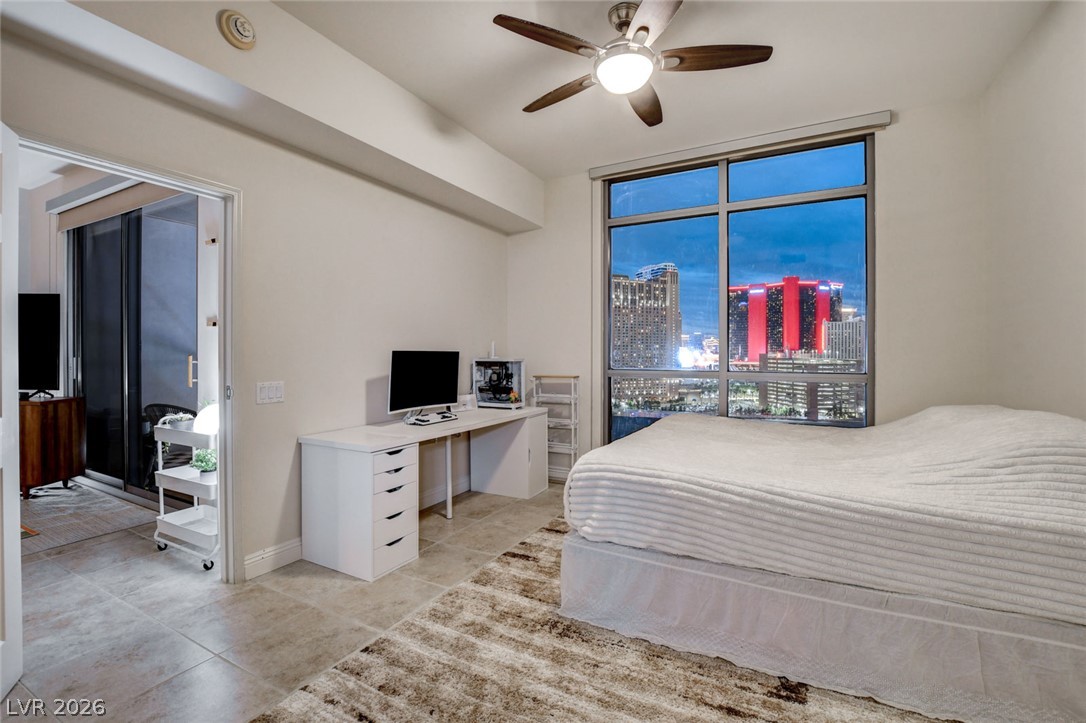 Photo 31 of 78, 200 W Sahara Avenue #1703