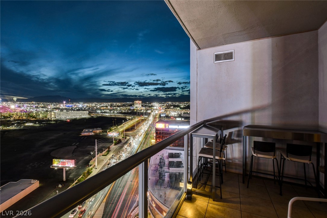 Photo 42 of 78, 200 W Sahara Avenue #1703
