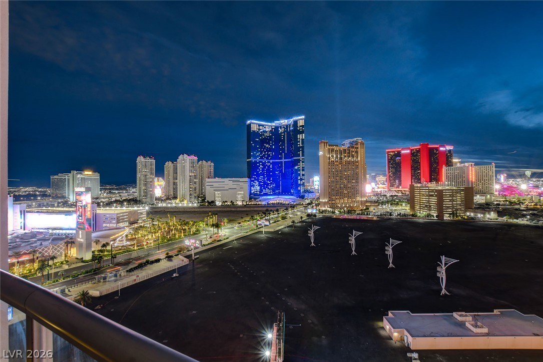 Photo 40 of 78, 200 W Sahara Avenue #1703