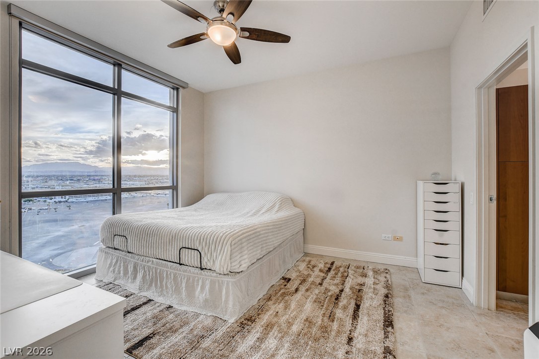 Photo 30 of 78, 200 W Sahara Avenue #1703