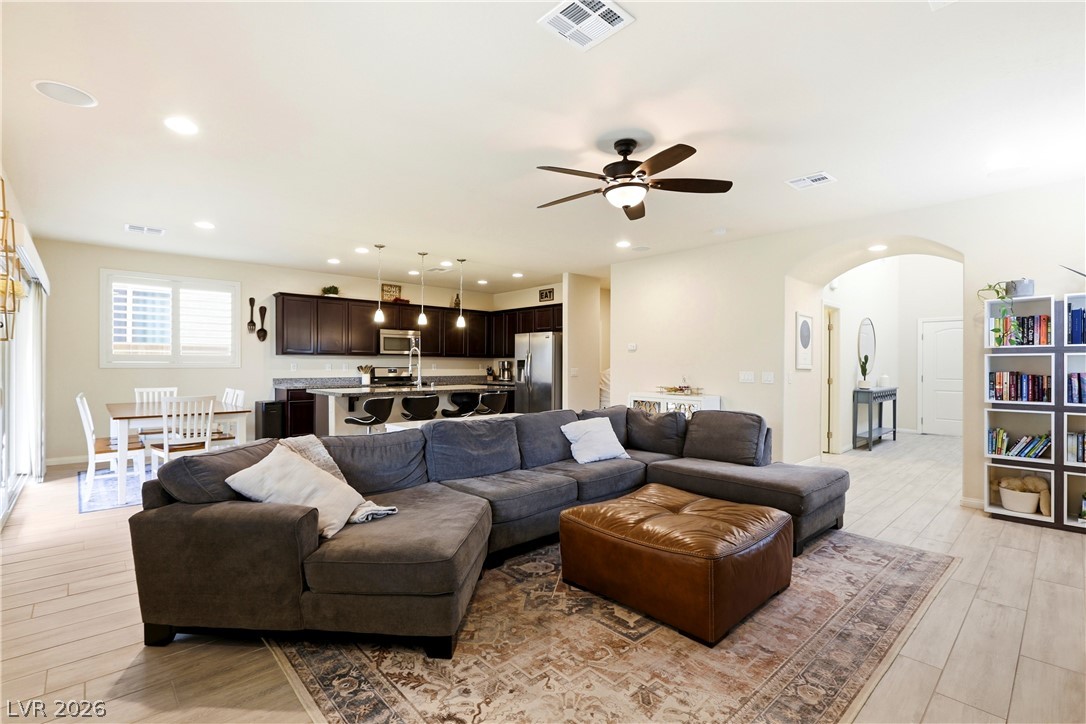 Photo 3 of 115 Stockton Kings Court