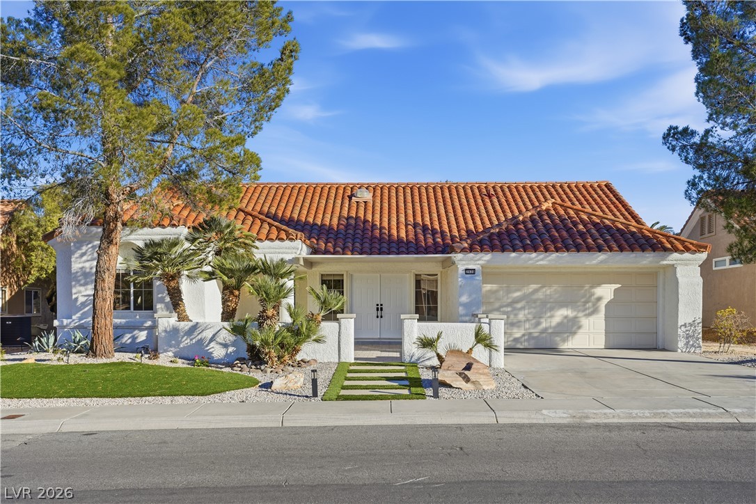 2920 Crown Ridge Drive, Las Vegas