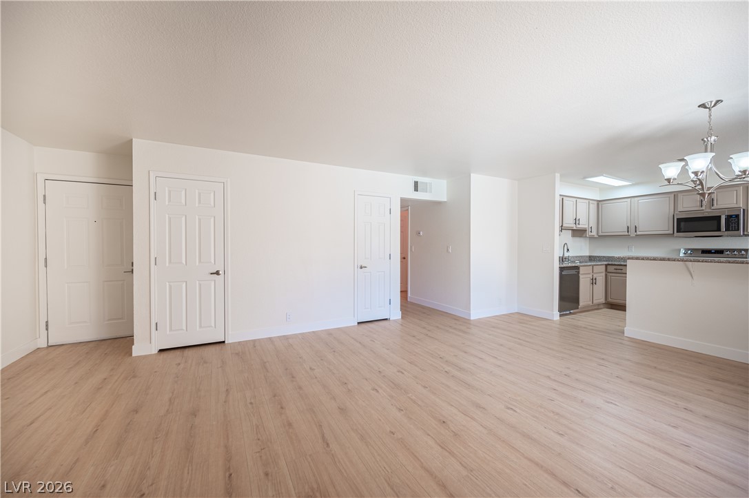 Photo 9 of 40, 4381 Alexis Drive #332