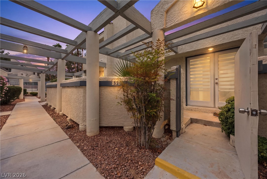 8909 Antioch Way, Las Vegas